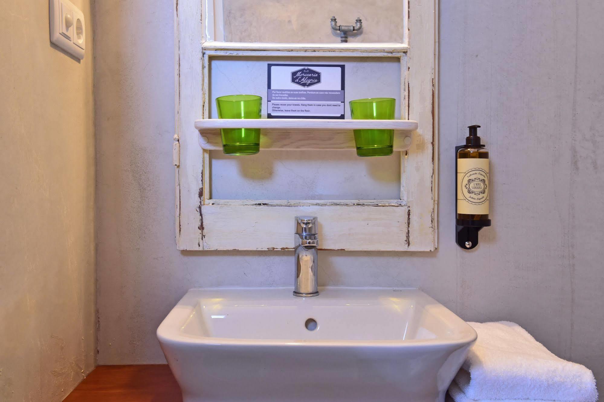 Mercearia D'Alegria Boutique B&B Peniche Eksteriør billede