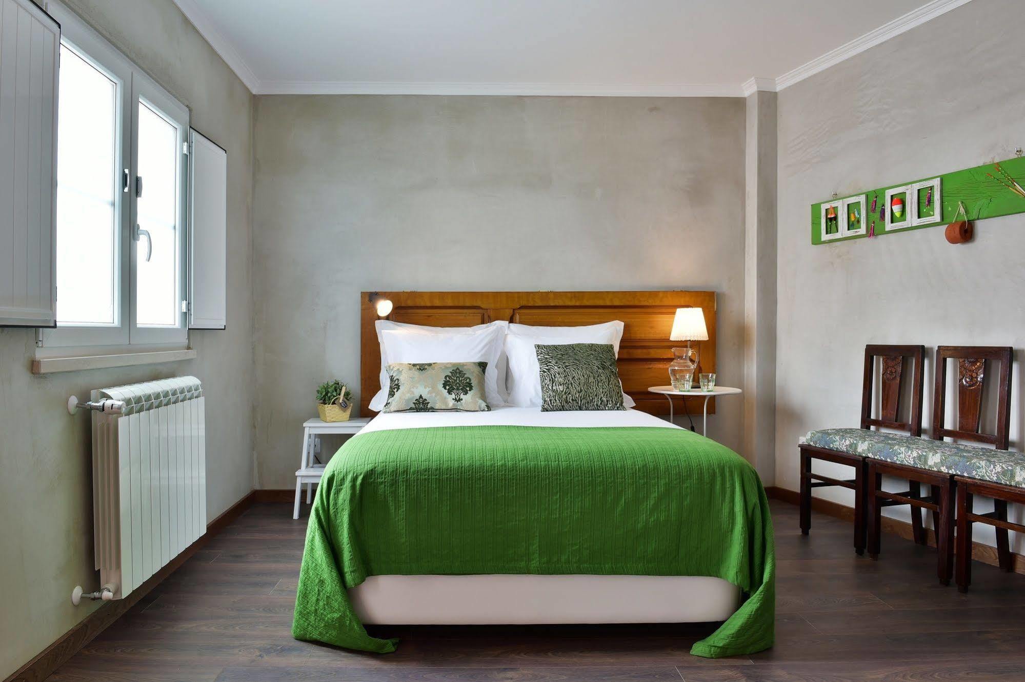 Mercearia D'Alegria Boutique B&B Peniche Eksteriør billede